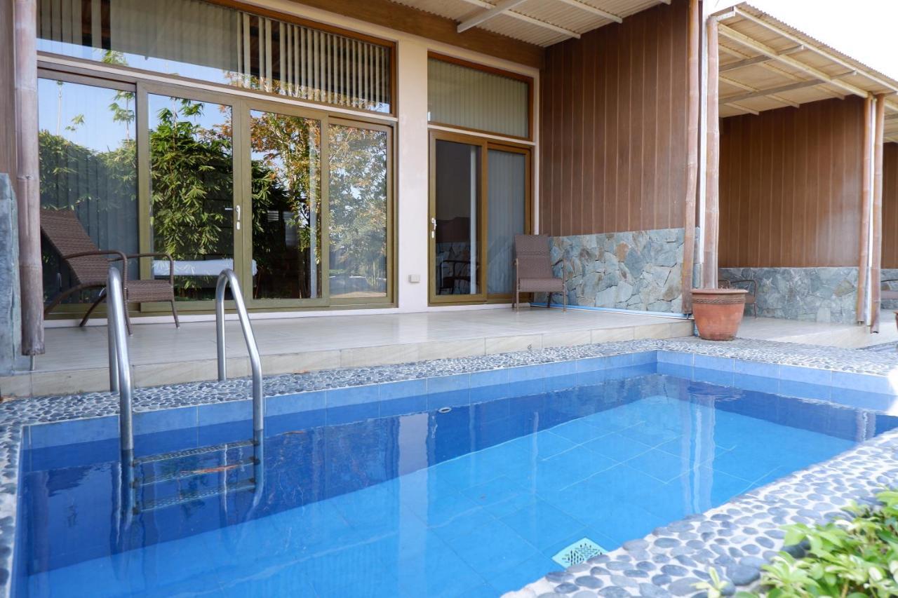 The Park - Silang Hotel ภายนอก รูปภาพ